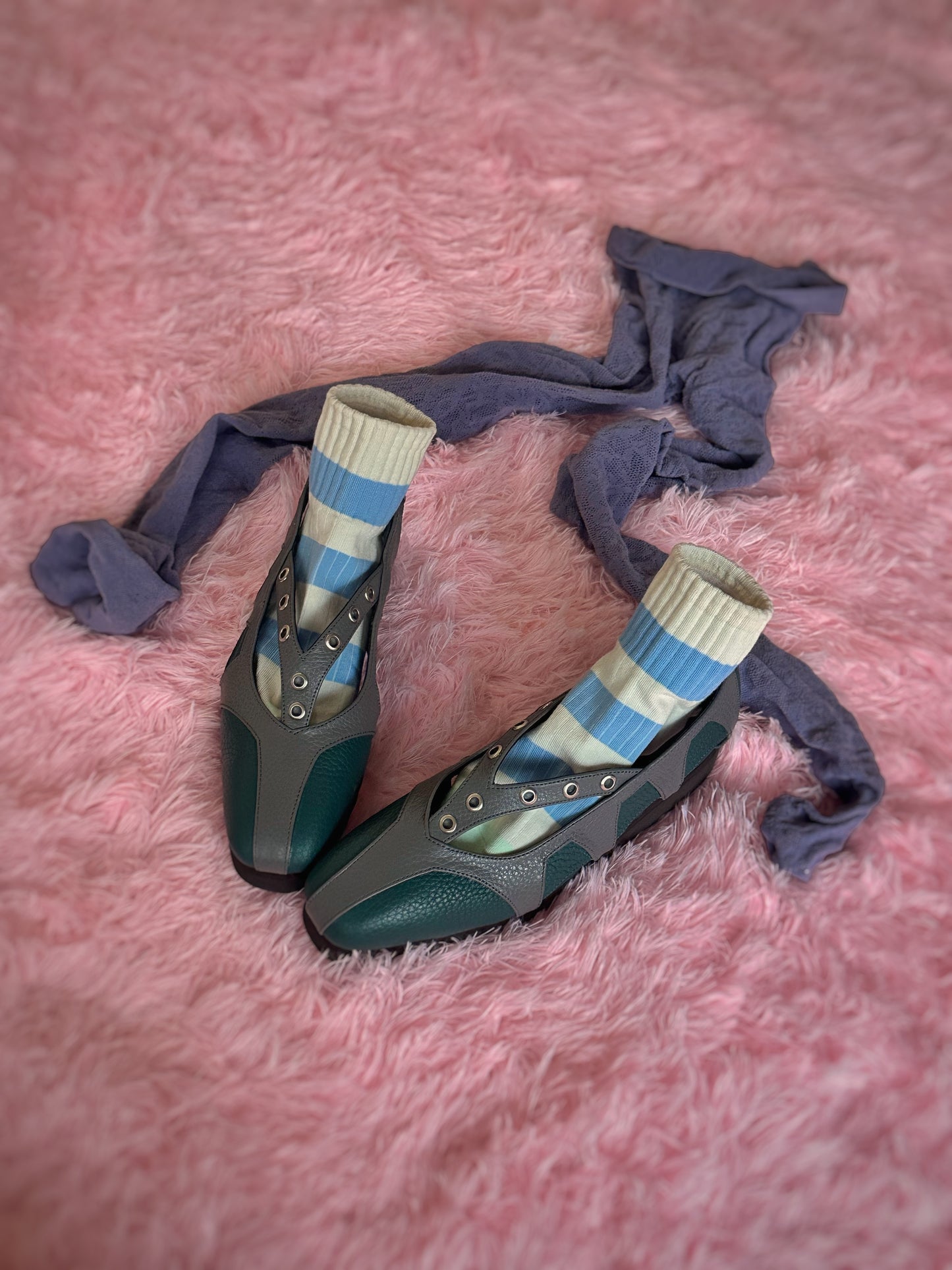 Tsi Flats - Forest Green/Gray