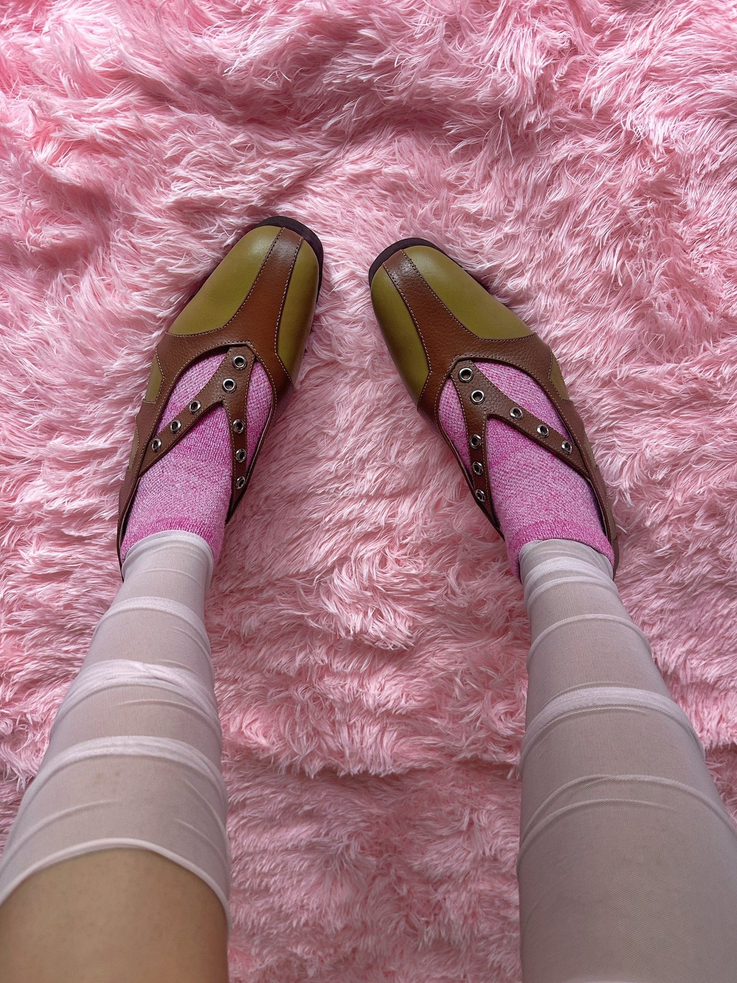 Tsi Flats - Avocado/Chestnut